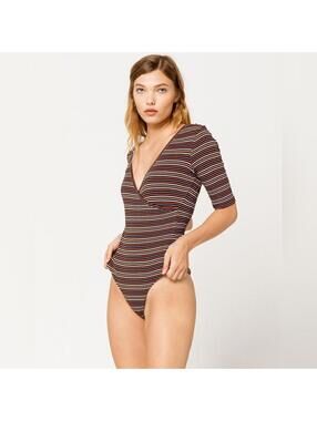 NWT Volcom Strype hype bodysuit MSRP $48 P2P 16